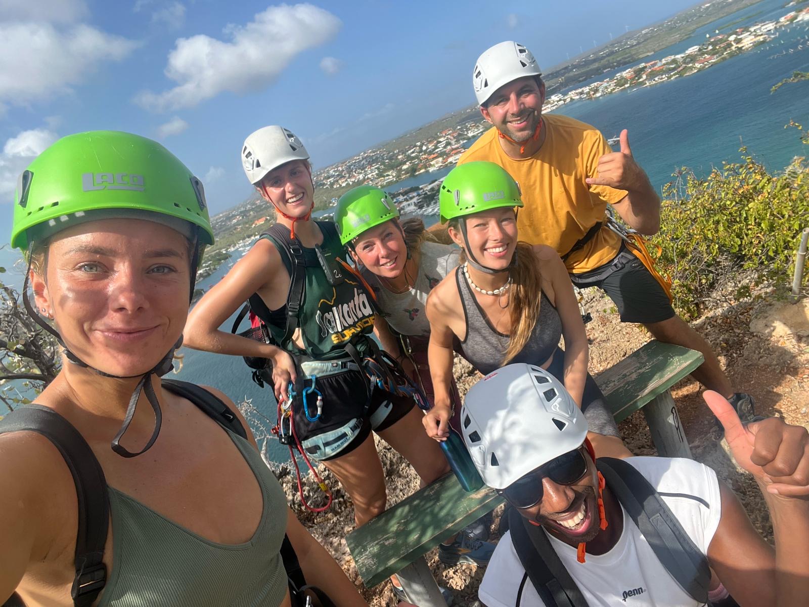 De complete abseil experience